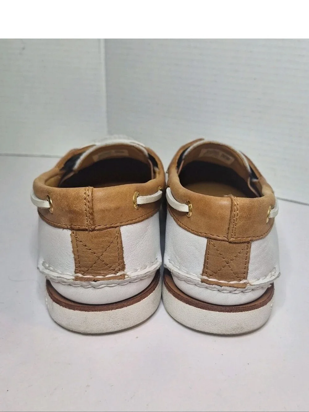Sperry Authentic Gold Cup 2 EYE Boat Shoes Ivory Leather Lambskin Lining Mens 9